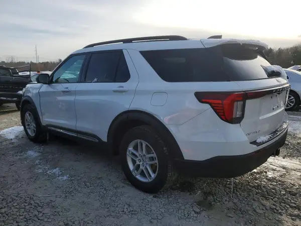 1FMUK8DH9SGB35221 2025 FORD EXPLORER - Image 2