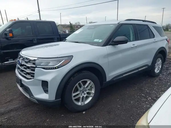 1FMUK8DH9SGC56380 2025 FORD EXPLORER - Image 2