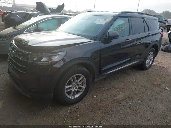 1FMUK8DHXSGA21017 2025 FORD EXPLORER - Image 2