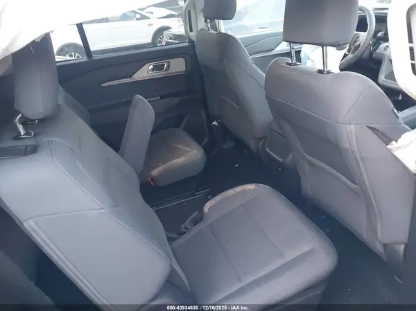 1FMUK8DHXSGC78985 2025 FORD EXPLORER - Image 8