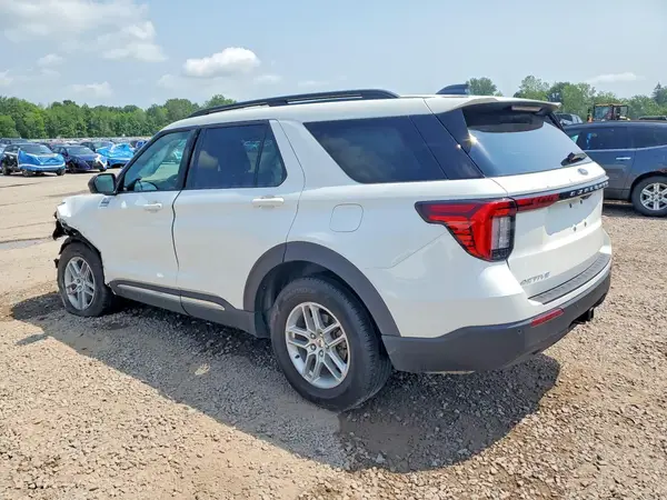 1FMUK8DHXSGD08390 2025 FORD EXPLORER - Image 2