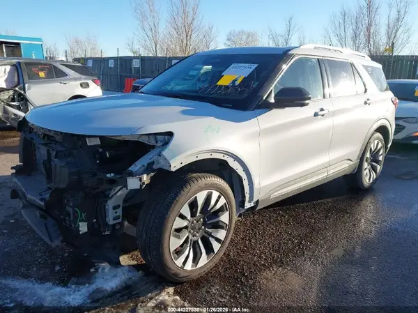 1FMUK8HH0SGB65010 2025 FORD EXPLORER - Image 2