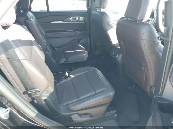1FMUK8HH0SGB65878 2025 FORD EXPLORER - Image 8