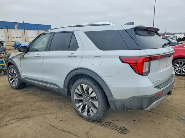 1FMUK8HH3TGA79045 2026 FORD EXPLORER - Image 2