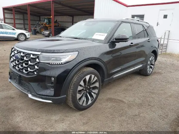 1FMUK8HH8SGB66941 2025 FORD EXPLORER - Image 2