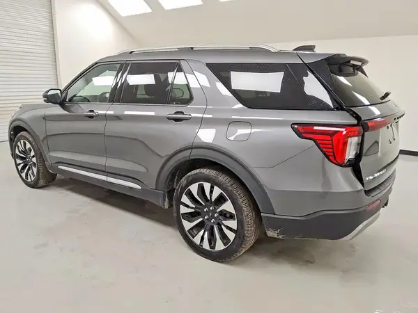 1FMUK8HH9SGB81903 2025 FORD EXPLORER - Image 2