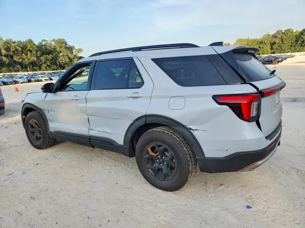 1FMUK8JH4TGB47623 2026 FORD EXPLORER - Image 2
