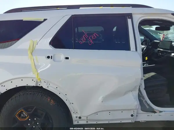 1FMUK8JHXTGA12999 2026 FORD EXPLORER - Image 8