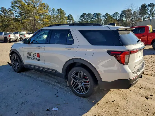 1FMUK8KH0SGA29338 2025 FORD EXPLORER - Image 2