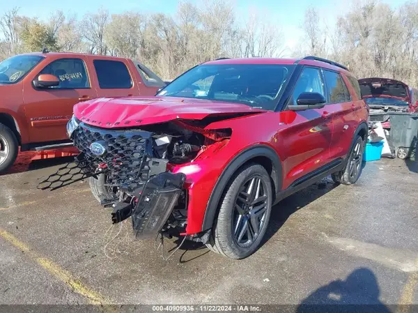 1FMUK8KH0SGA66647 2025 FORD EXPLORER - Image 2