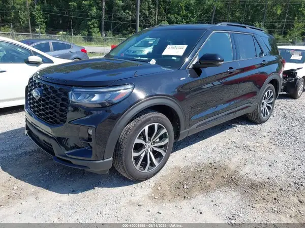 1FMUK8KH0SGB52301 2025 FORD EXPLORER - Image 2