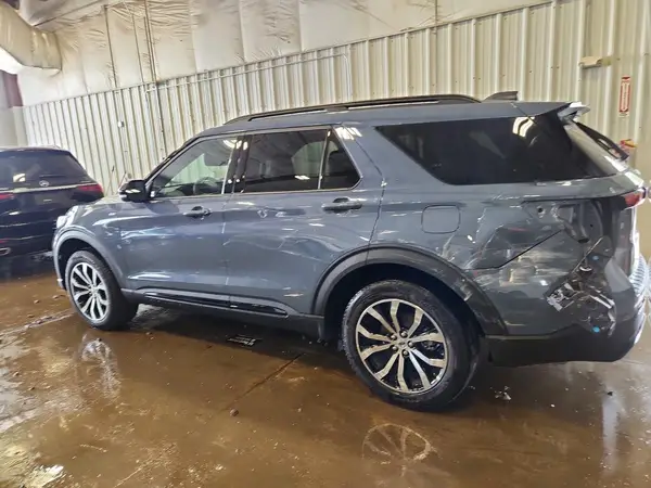 1FMUK8KH0TGA39711 2026 FORD EXPLORER - Image 2