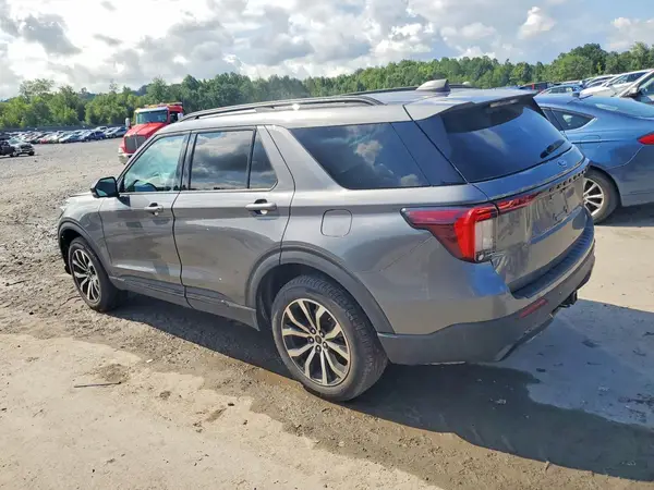 1FMUK8KH1SGA65362 2025 FORD EXPLORER - Image 2
