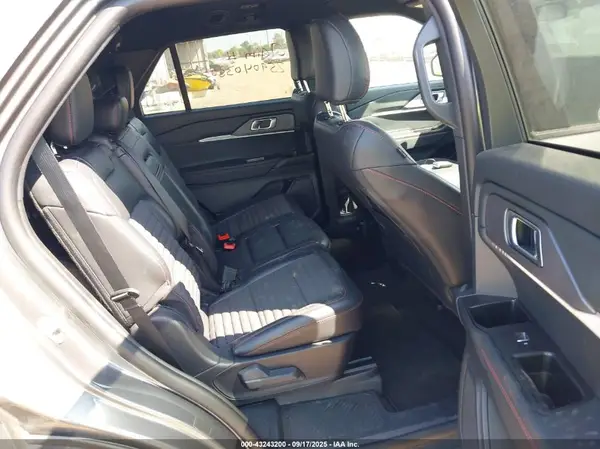 1FMUK8KH1SGB64747 2025 FORD EXPLORER - Image 8