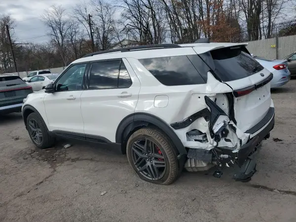 1FMUK8KH1SGB98588 2025 FORD EXPLORER - Image 2