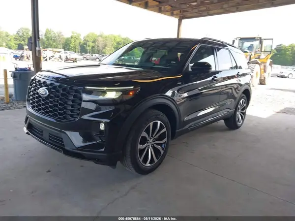 1FMUK8KH1TGA16681 2026 FORD EXPLORER - Image 2