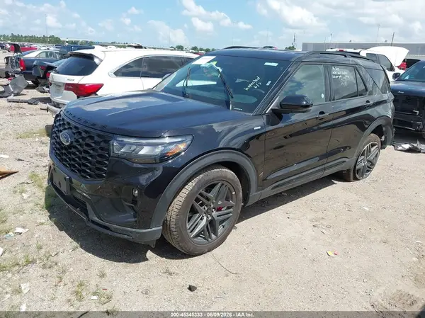 1FMUK8KH1TGA56839 2026 FORD EXPLORER - Image 2