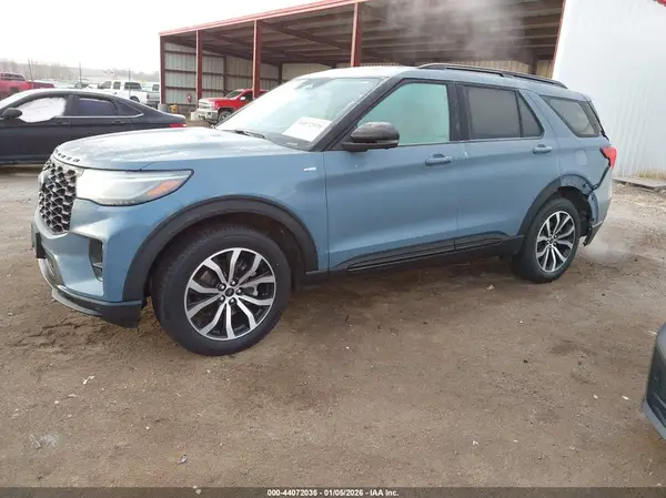 1FMUK8KH2SGA66746 2025 FORD EXPLORER - Image 2