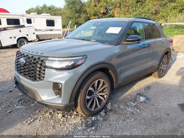 1FMUK8KH2SGB09336 2025 FORD EXPLORER - Image 2