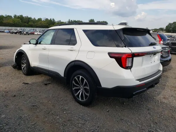 1FMUK8KH2SGB18988 2025 FORD EXPLORER - Image 2