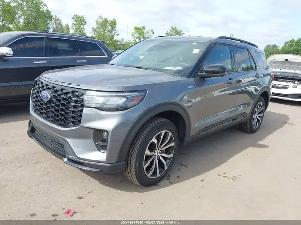 1FMUK8KH2SGB26315 2025 FORD EXPLORER - Image 2