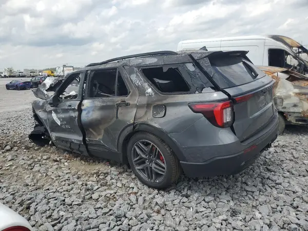 1FMUK8KH2SGB40134 2025 FORD EXPLORER - Image 2