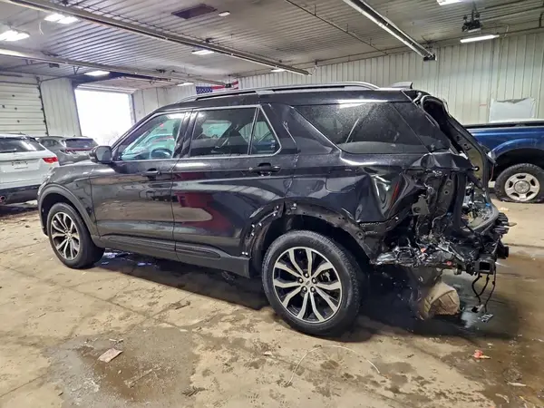 1FMUK8KH2SGC01790 2025 FORD EXPLORER - Image 2