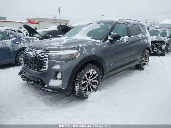 1FMUK8KH2SGC33221 2025 FORD EXPLORER - Image 2