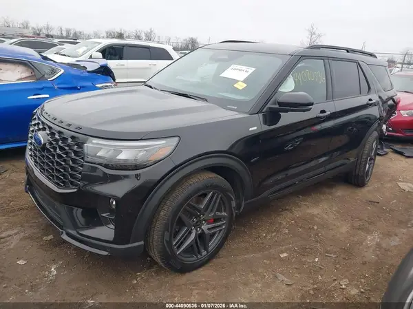 1FMUK8KH2SGC99431 2025 FORD EXPLORER - Image 2