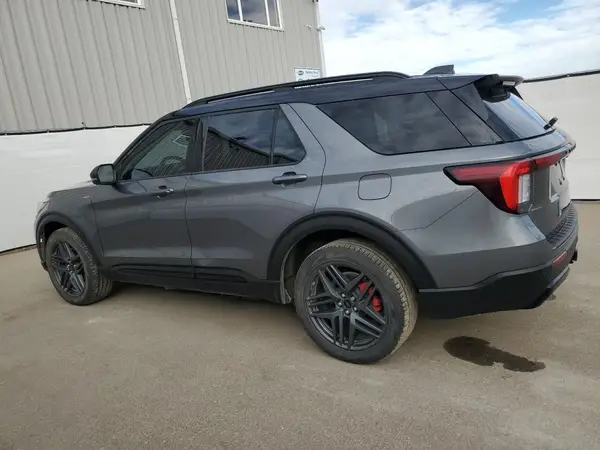 1FMUK8KH3SGA07057 2025 FORD EXPLORER - Image 2