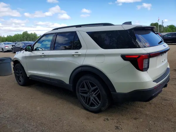 1FMUK8KH3SGA28961 2025 FORD EXPLORER - Image 2