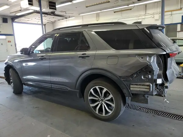 1FMUK8KH3SGA75455 2025 FORD EXPLORER - Image 2