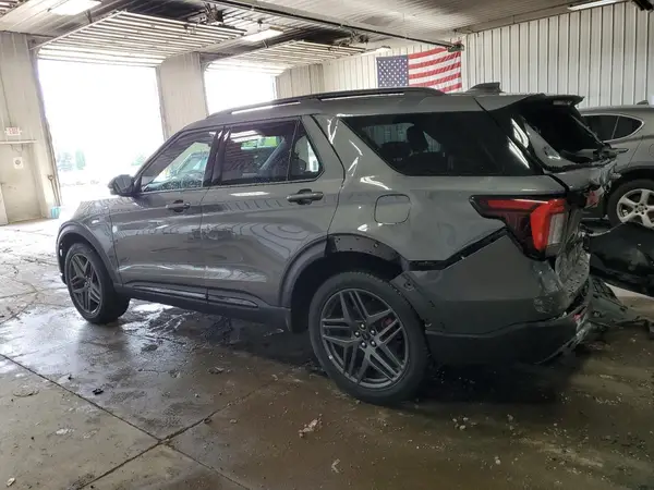 1FMUK8KH3SGB37579 2025 FORD EXPLORER - Image 2