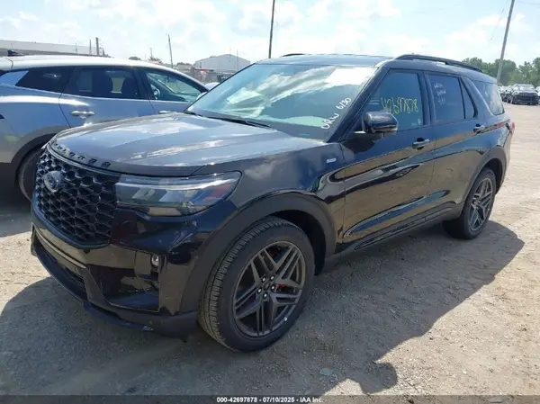 1FMUK8KH3SGB37680 2025 FORD EXPLORER - Image 2