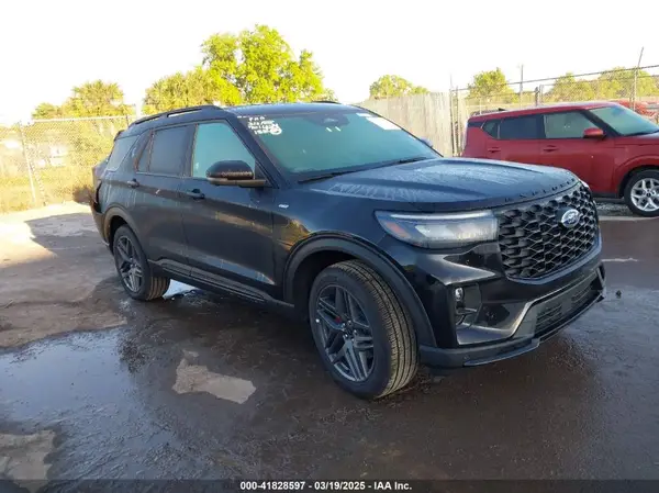 1FMUK8KH3SGB38702 2025 FORD EXPLORER - Image 1