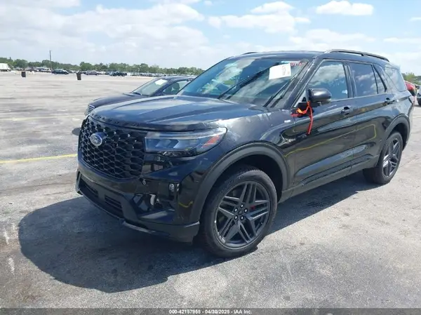 1FMUK8KH3SGB39865 2025 FORD EXPLORER - Image 2