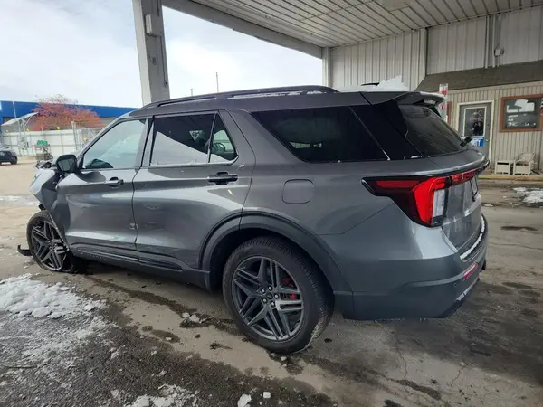 1FMUK8KH3SGC62744 2025 FORD EXPLORER - Image 2
