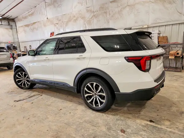 1FMUK8KH4SGA40536 2025 FORD EXPLORER - Image 2