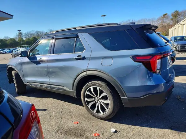 1FMUK8KH4SGA43050 2025 FORD EXPLORER - Image 2
