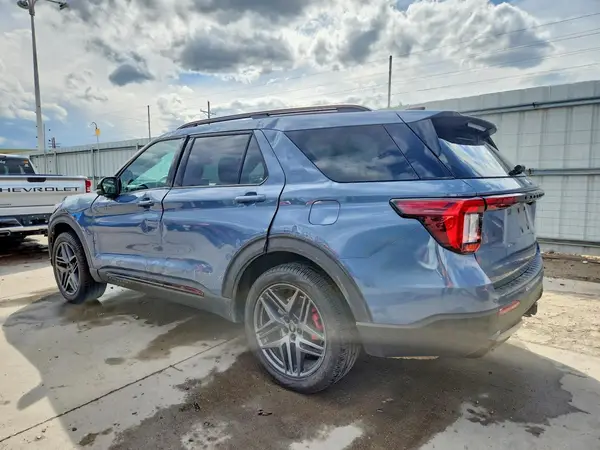 1FMUK8KH4SGA43792 2025 FORD EXPLORER - Image 2