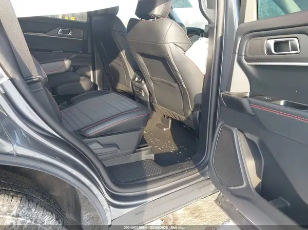 1FMUK8KH4SGB52513 2025 FORD EXPLORER - Image 8
