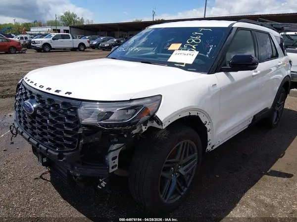 1FMUK8KH4SGB63107 2025 FORD EXPLORER - Image 2