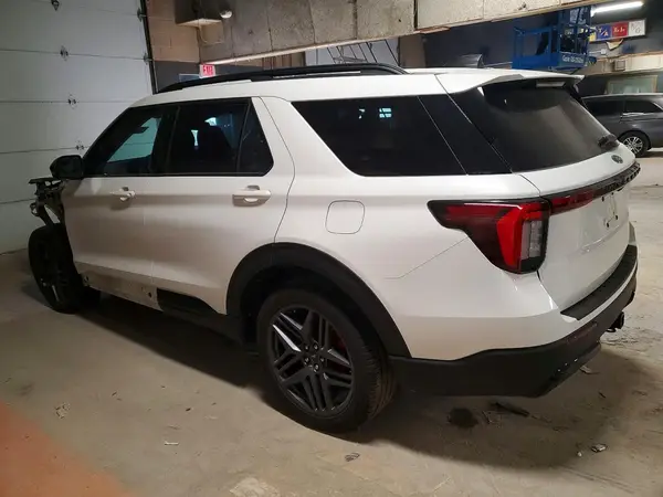 1FMUK8KH5SGA42425 2025 FORD EXPLORER - Image 2