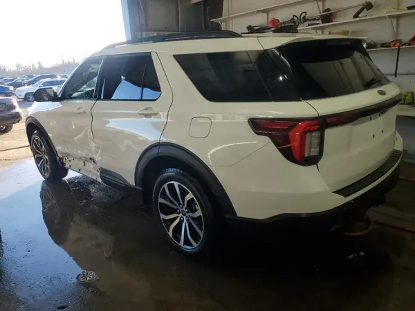 1FMUK8KH5SGA65722 2025 FORD EXPLORER - Image 2