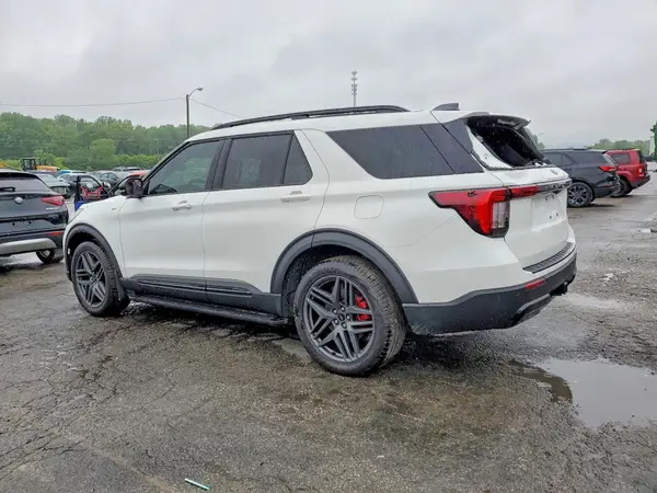 1FMUK8KH5SGB47529 2025 FORD EXPLORER - Image 2