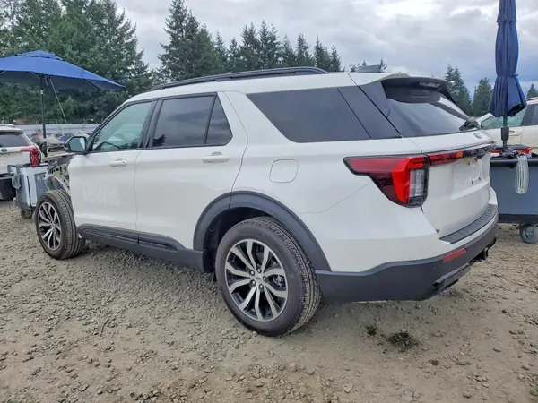 1FMUK8KH5SGC53740 2025 FORD EXPLORER - Image 2