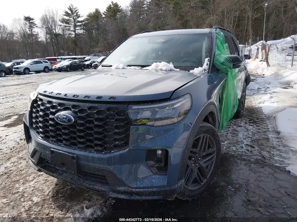 1FMUK8KH5SGC92537 2025 FORD EXPLORER - Image 2