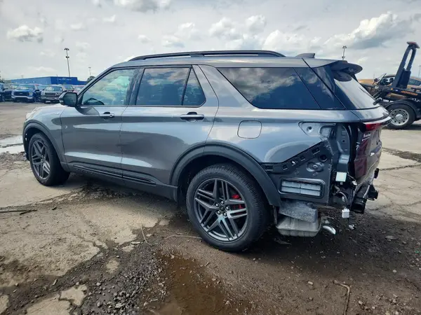 1FMUK8KH5TGA92288 2026 FORD EXPLORER - Image 2