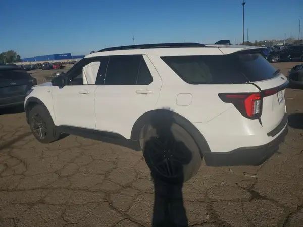 1FMUK8KH6SGA14441 2025 FORD EXPLORER - Image 2