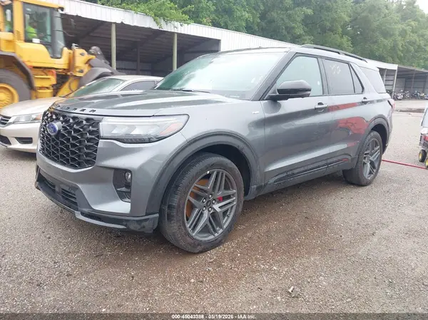 1FMUK8KH6SGB38547 2025 FORD EXPLORER - Image 2